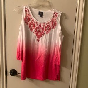 JM collection. Size :PS. Embroidery. Pink/white